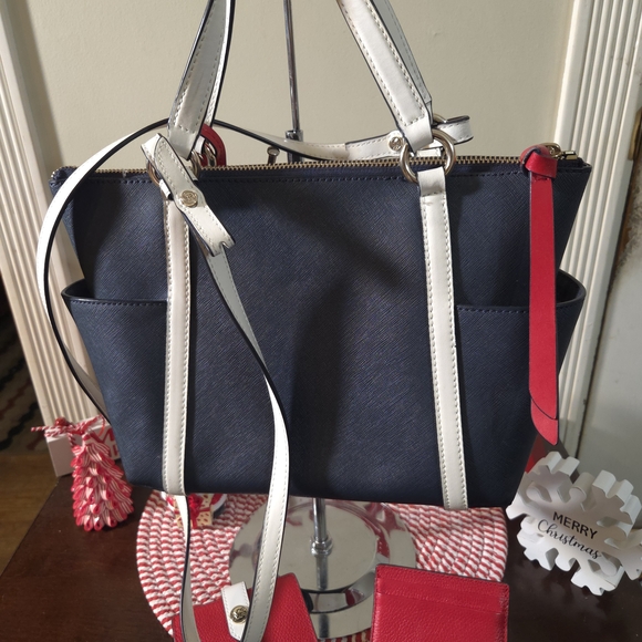 LIKE NEW Michael Kors Navy/Red/White Crossbody Wallet Cardcase - Picture 9 of 12